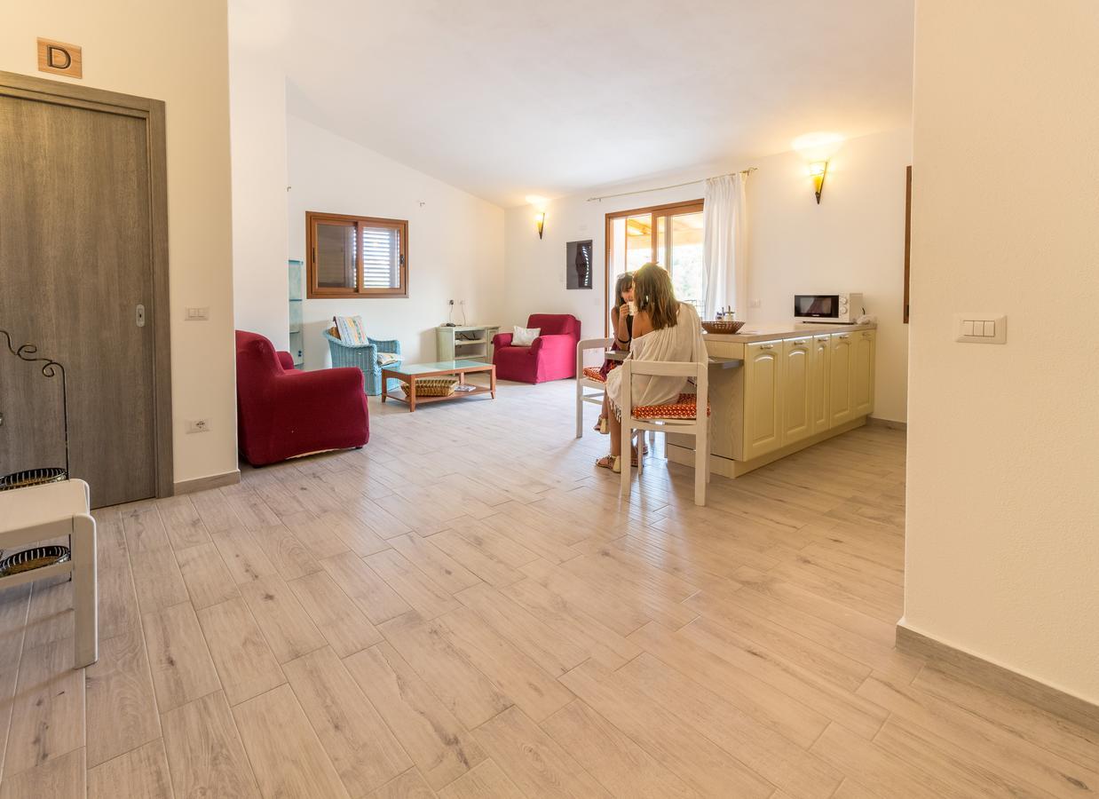 Molti Mari B&B Resort Olbia Exterior photo